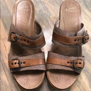 Dansko sandals size 40